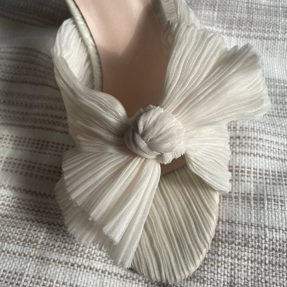Loefler Randall Camellia Heels, White, Worn Once